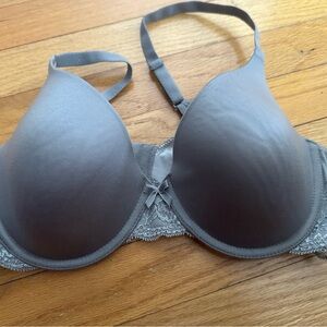 MaidenForm 36D  Gray Women's Bra